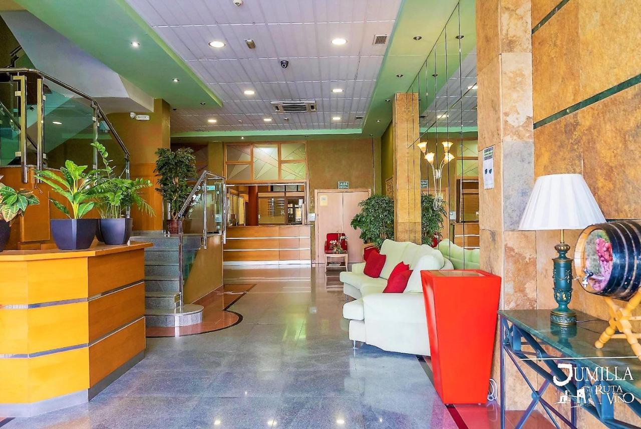 Hotel Pio XII Хумиля Екстериор снимка